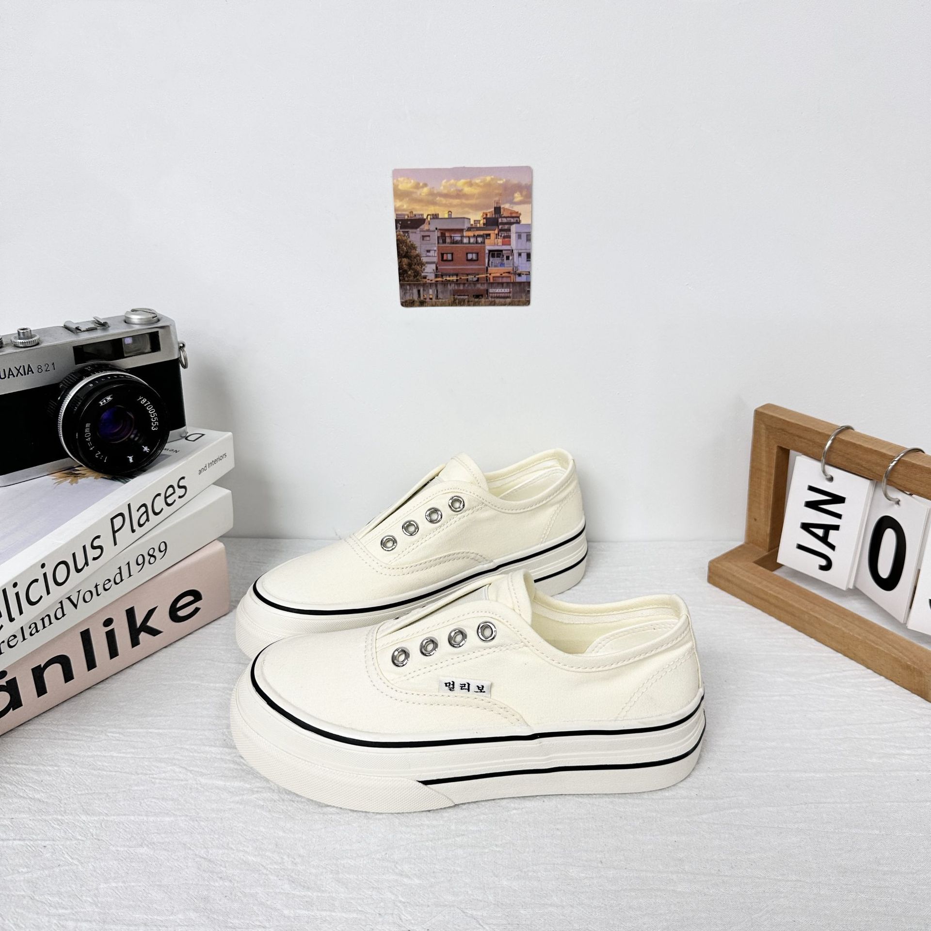 Zapatos de lona de suela gruesa casuales de onda lejana para mujer 2025 nuevos zapatos blancos de todo fósforo de primavera image 5
