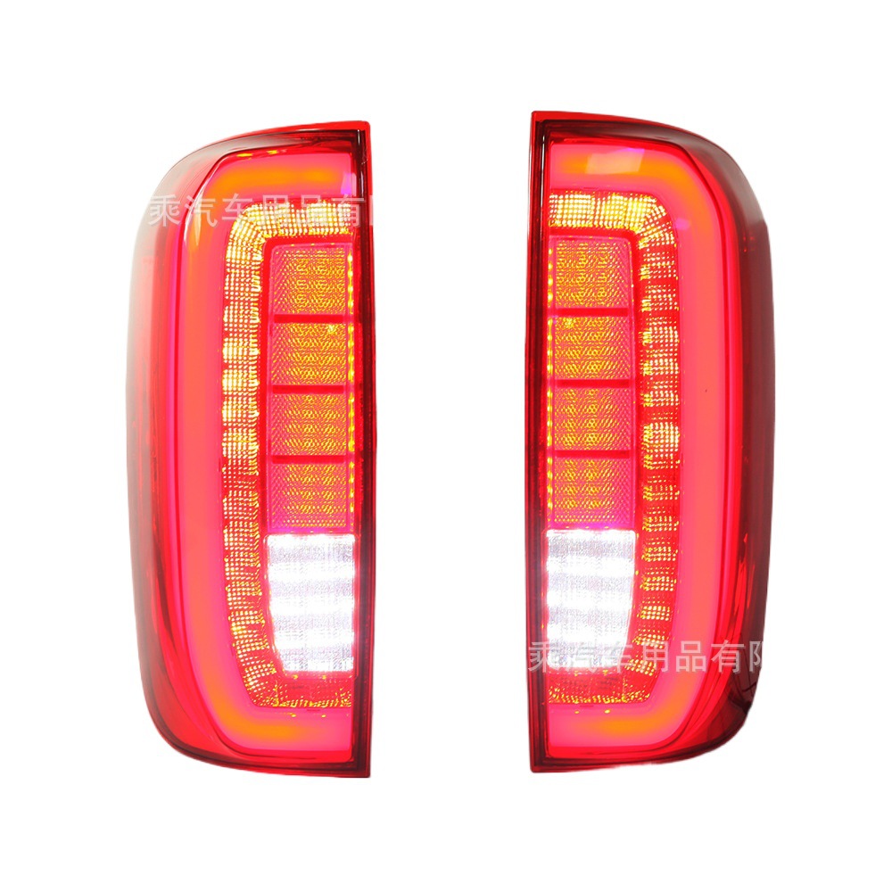 Aplicable a 17-18 Toyota HELAX luz trasera hilux modificado