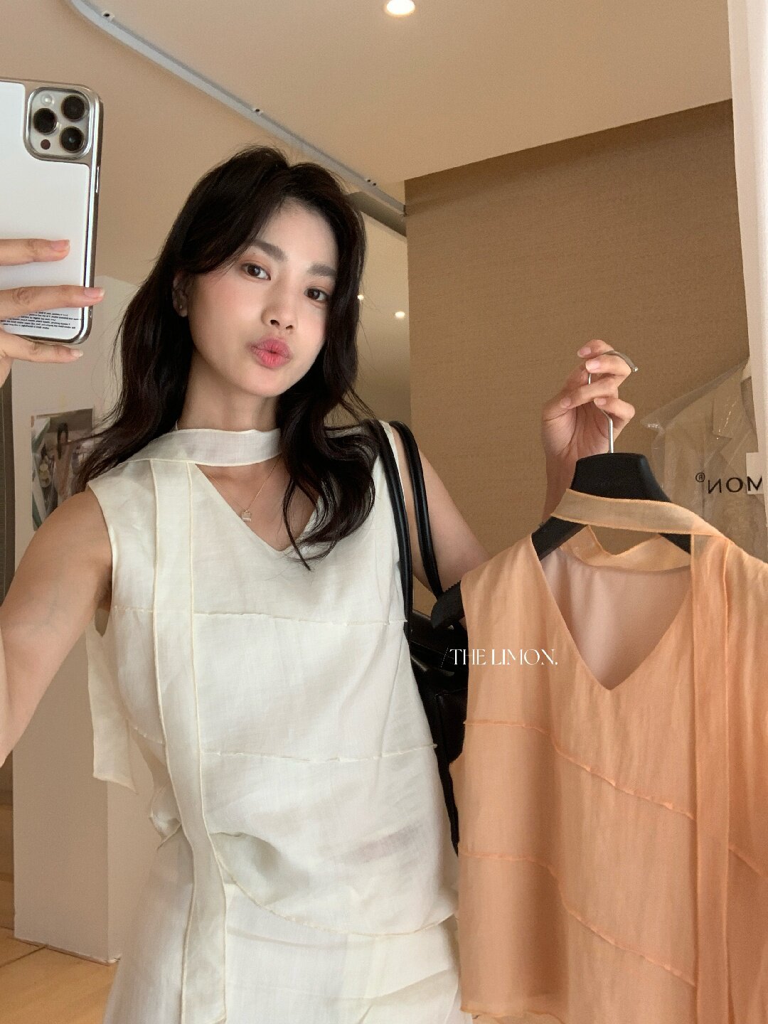 Bộ áo hai dây kết hợp chân váy midi nữ tính chất tơ tằm phong cách Hàn Quốc — màu cam, màu mơ chi tiết 22