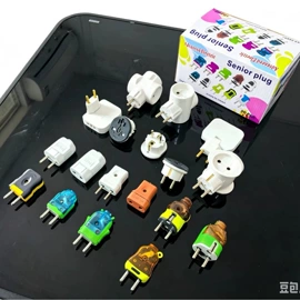 灯头、灯座;桌面插座;电源插头