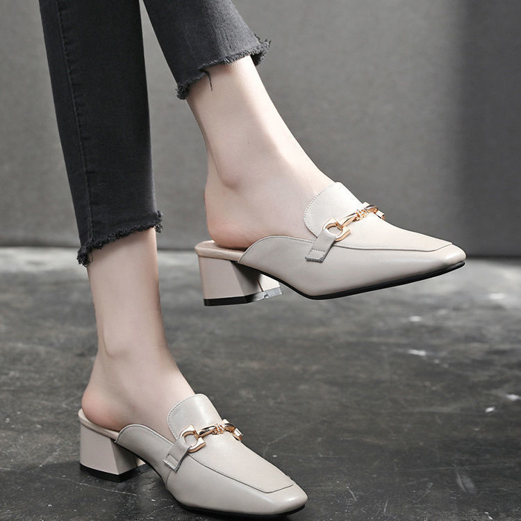 Punta cerrada zapatillas medias desgaste exterior de las mujeres talón grueso versátil 2022 verano nuevo antideslizante dedo del pie cuadrado tacones altos sandalias de moda