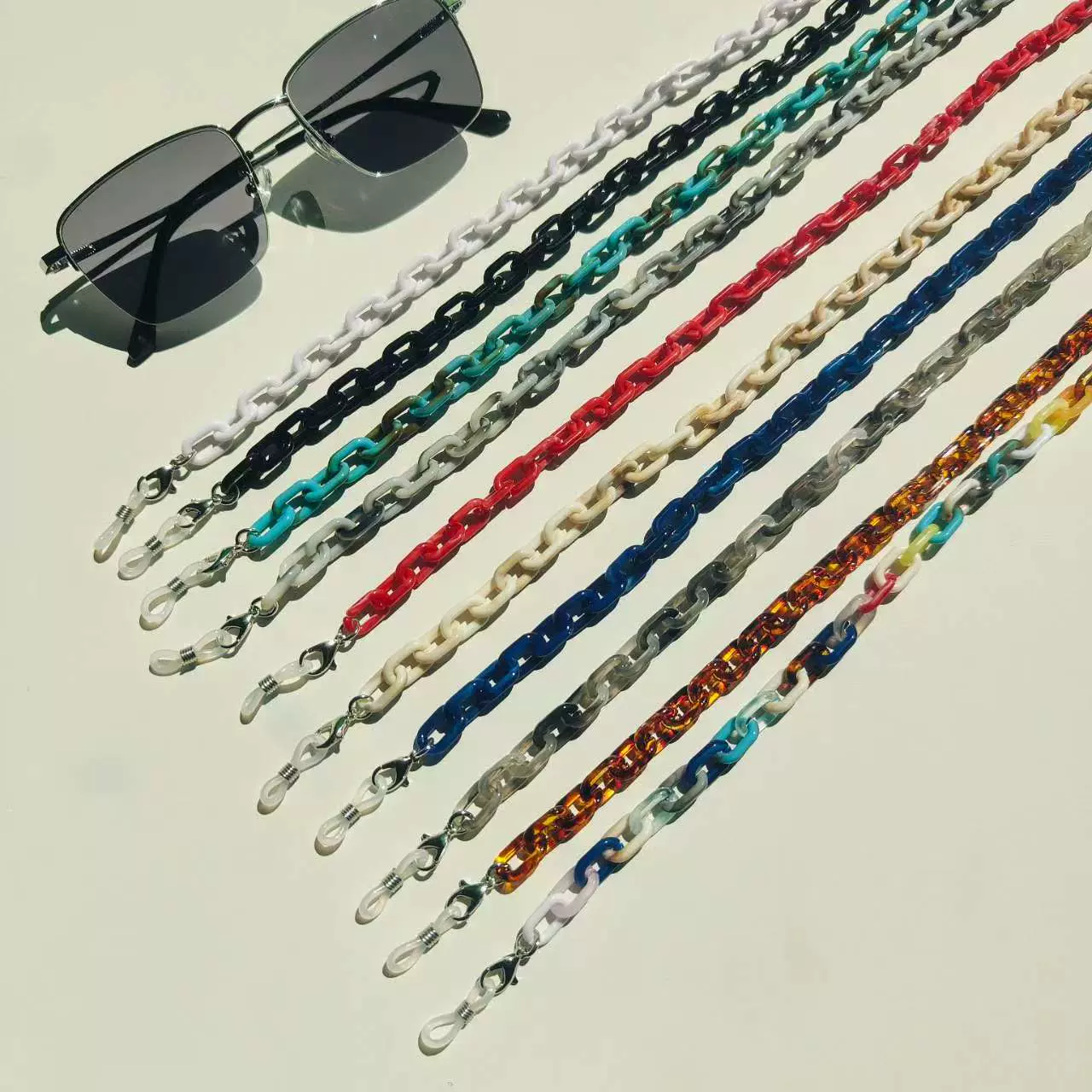 跨境爆款双色亚克力椭圆环配件拼接链条眼镜链口罩链帽子挂件配饰