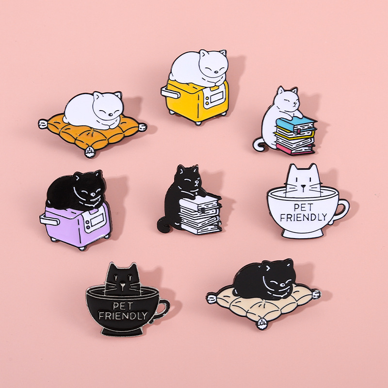 7g Weight Brooches Classification Casual, Daily Occasion Alloy Material Cat Pattern All Seasons Season Unisex Gender Stoving Varnish Design Cute Style Cute Pin Cat Alloy Stoving Varnish Unisex Brooches 1