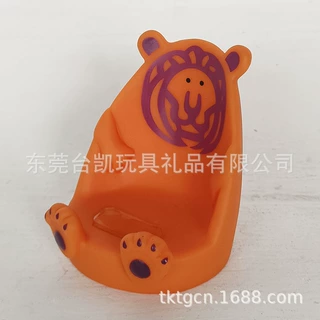 厂家定制桌面懒人神器小熊手机支架创意多功能支架pvc办公小摆件