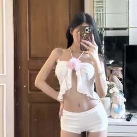 新款ins纯欲风立体花朵抹胸系系脖分体平角裤保守沙滩度假bikini