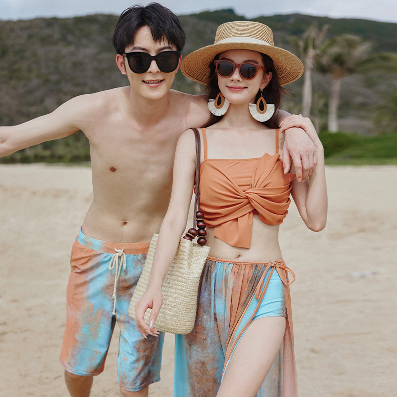 공장 직접 판매 커플 수영복 세련된 자외선 차단제 그라데이션 긴팔 슬리밍 스플릿 3피스 여성 수영복 남성 비치