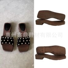 �S��ֱ�N�¿�ľ�^�׷��^���s�ָ�һ����Ь��ЬЬ�ף�������Ƭ��