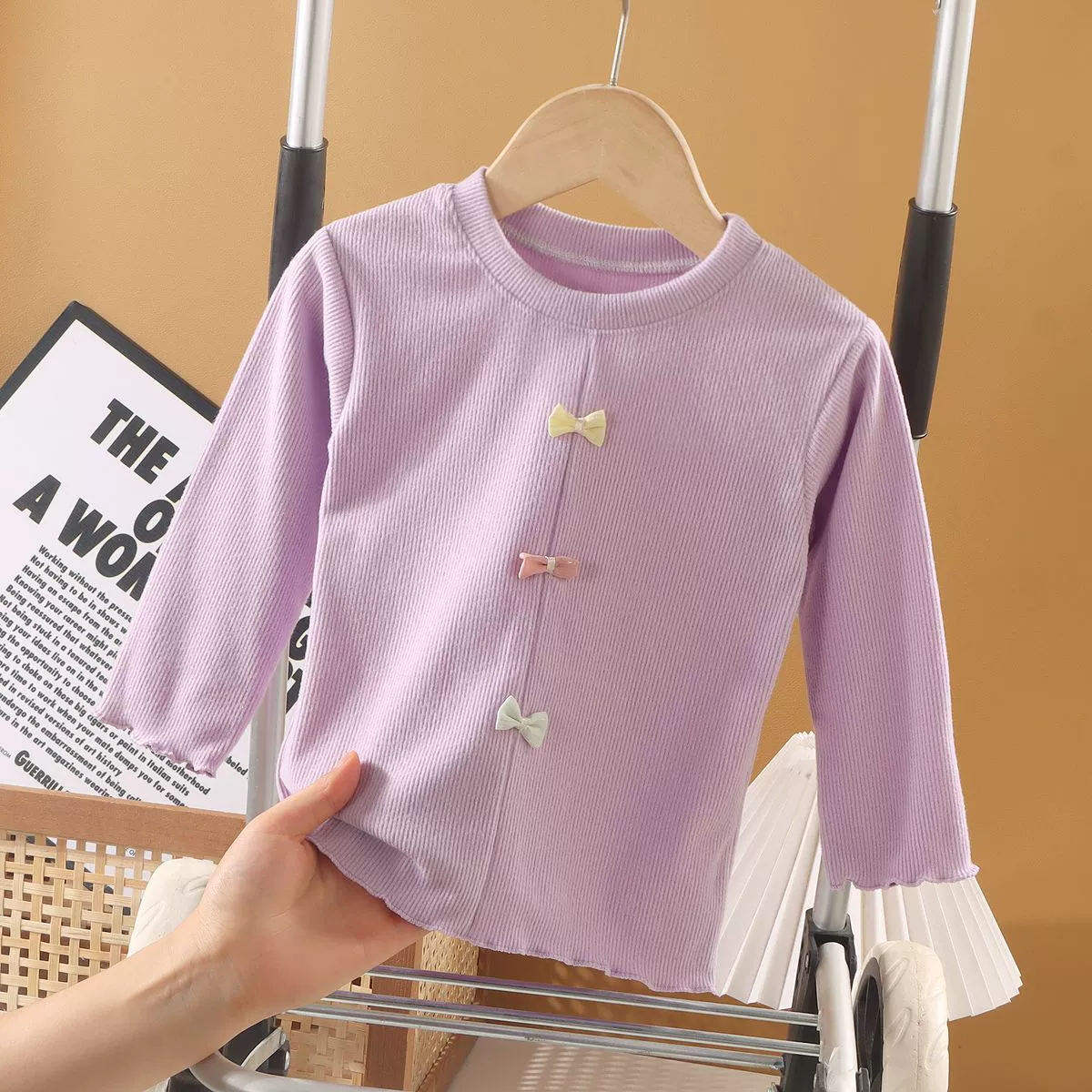 /base shirt 2024 Девочки осень-зима базовая майка с бантом полосатая немецкая бархатистая девочка универсальная база майка