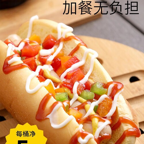 Salad dressing merchant vats, boxes, sushi rice balls, special sauce, burger store's batch of sweet ketchup combination