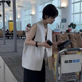 欧货时尚V领系结无袖西装马甲女夏季新款轻奢高级感宽松百搭上衣
