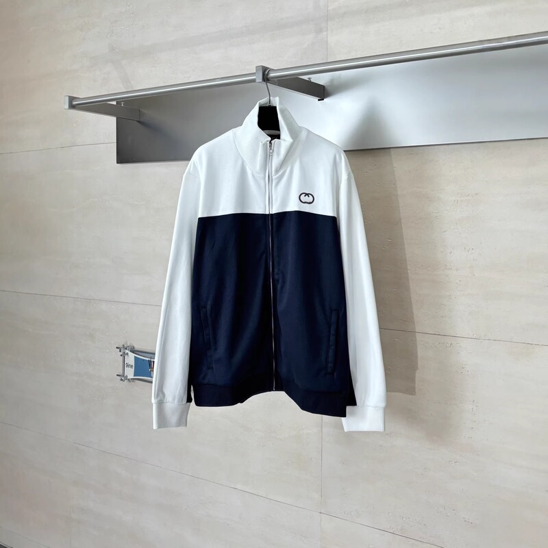 High-end GU brand 26ss new model patchwork college style sporty casual zip-up collar jacket, fashionable for both men and women High-end GU brand 26ss new model patchwork college style sporty casual zip-up collar jacket, fashionable for both men and women