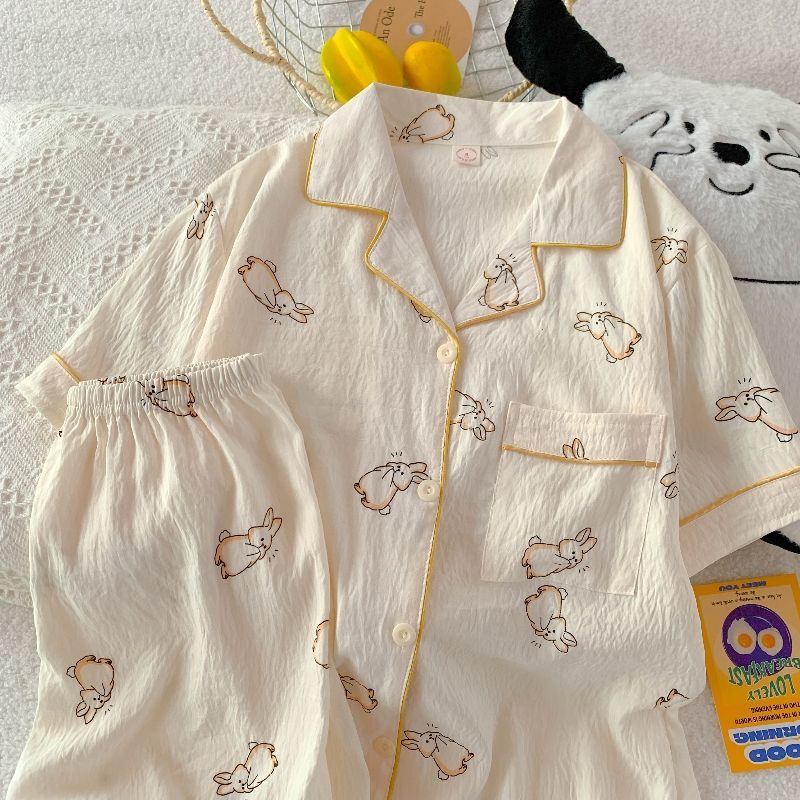 Venta al por mayor transfronteriza de pijamas de verano de conejo lindo cárdigan de solapa de algodón de nube de mujer pantalones cortos dulces de manga corta traje de servicio a domicilio