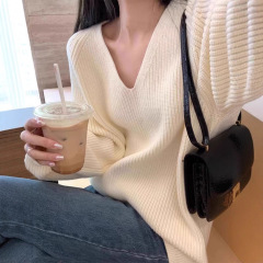 韩系简约v领毛衣女米白色宽松2025秋冬新款慵懒风外穿针织衫上衣