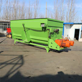 16方绞龙混草搅拌机 双波齿拌草机价格 牵引式螺旋搅拌机图片