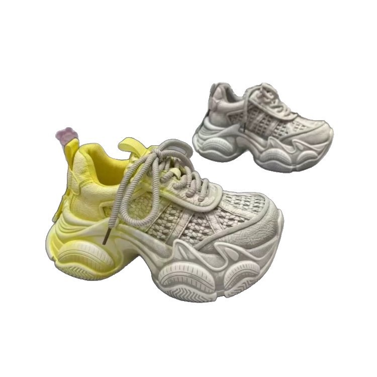 Zapatos de red para mujeres de verano de 2026 nuevos zapatos de deporte casuales transpirables de malla gruesa para mujeres