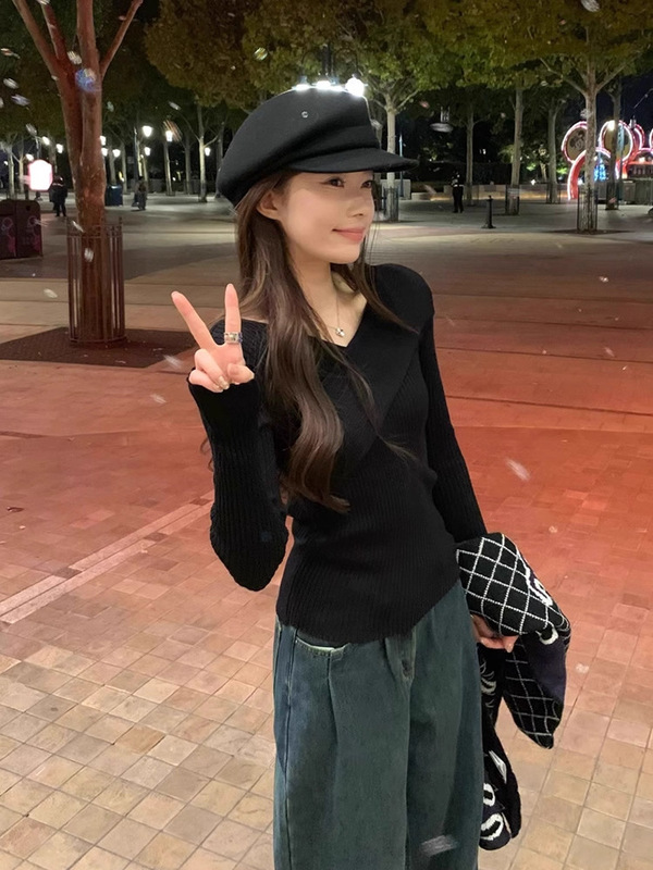 珍黛妮灰紫色交叉V领针织打底衫女秋季锁骨修身显瘦毛衣露肩上衣|undefined