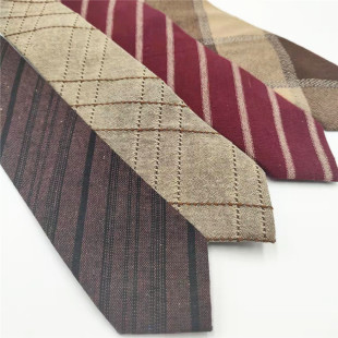 �ﶬ����AУ���I���ִ�jkӢ���Lᘿ�����l�y������ɫ����ƴ��DK