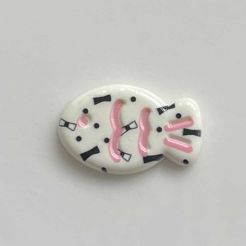 新しい女の子クリーム色の魚アクセサリー DIY 帽子クリーム接着剤携帯電話ケースアクセサリージュエリー装飾冷蔵庫マグネット|undefined