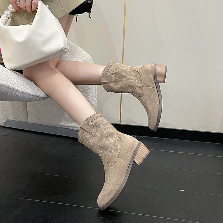 Big size fashion boots female fall and winter new embroidery ethnic style thick heel short boots female_voghion.com