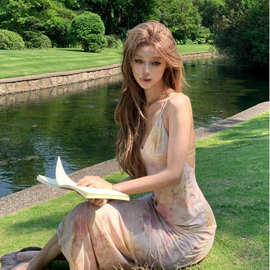 蝴蝶露背纯欲挂脖连衣裙女夏季印花修身鱼尾裙子辣妹收腰包臀长裙