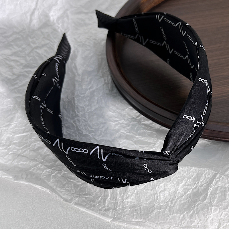 Retro Black White Crossed Fabric Wide Edge Hair Band display picture 5