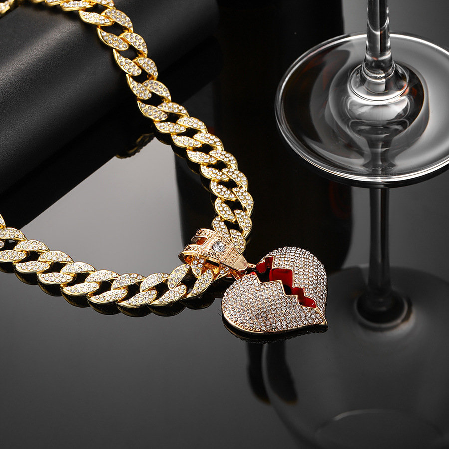 Hip-hop Heart Shape Alloy Plating Inlay Rhinestones 18k Gold Plated Women's Pendant Necklace Necklace Pendant display picture 11