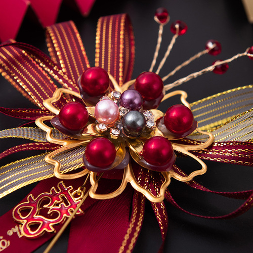 Wedding corsage for bride and groom, father and mother, best man, bridesmaid, father-in-law, mother-in-law, VIP emcee, high-end corsage