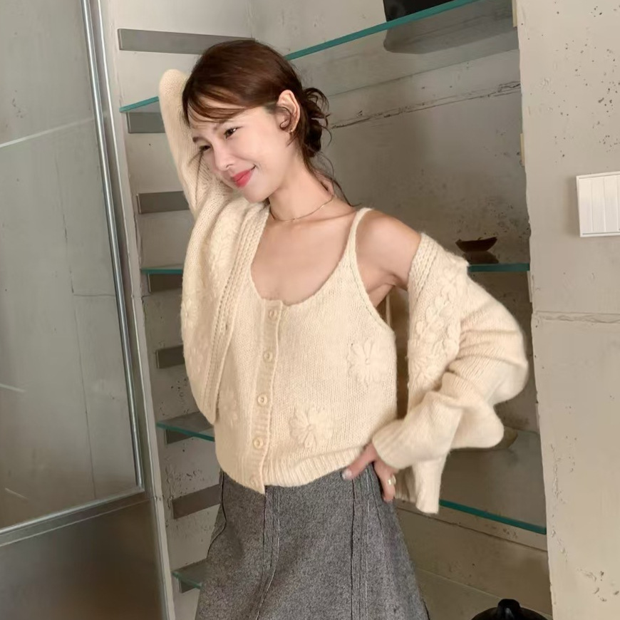 LS991556 杏色針織背心實穿圖一