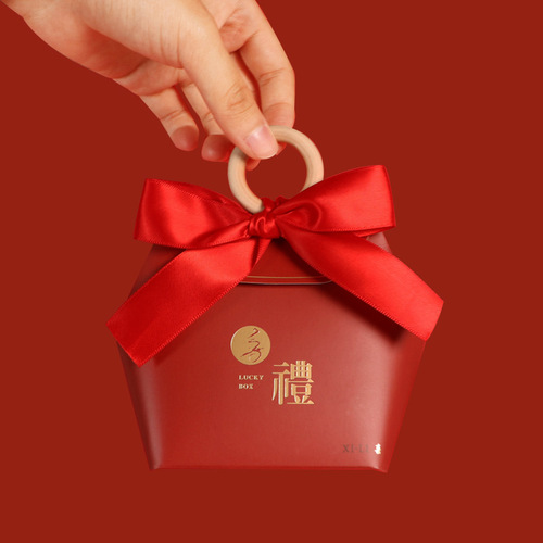 Wedding candy box Chinese style wedding candy packaging gift box ins style portable engagement candy bag candy box