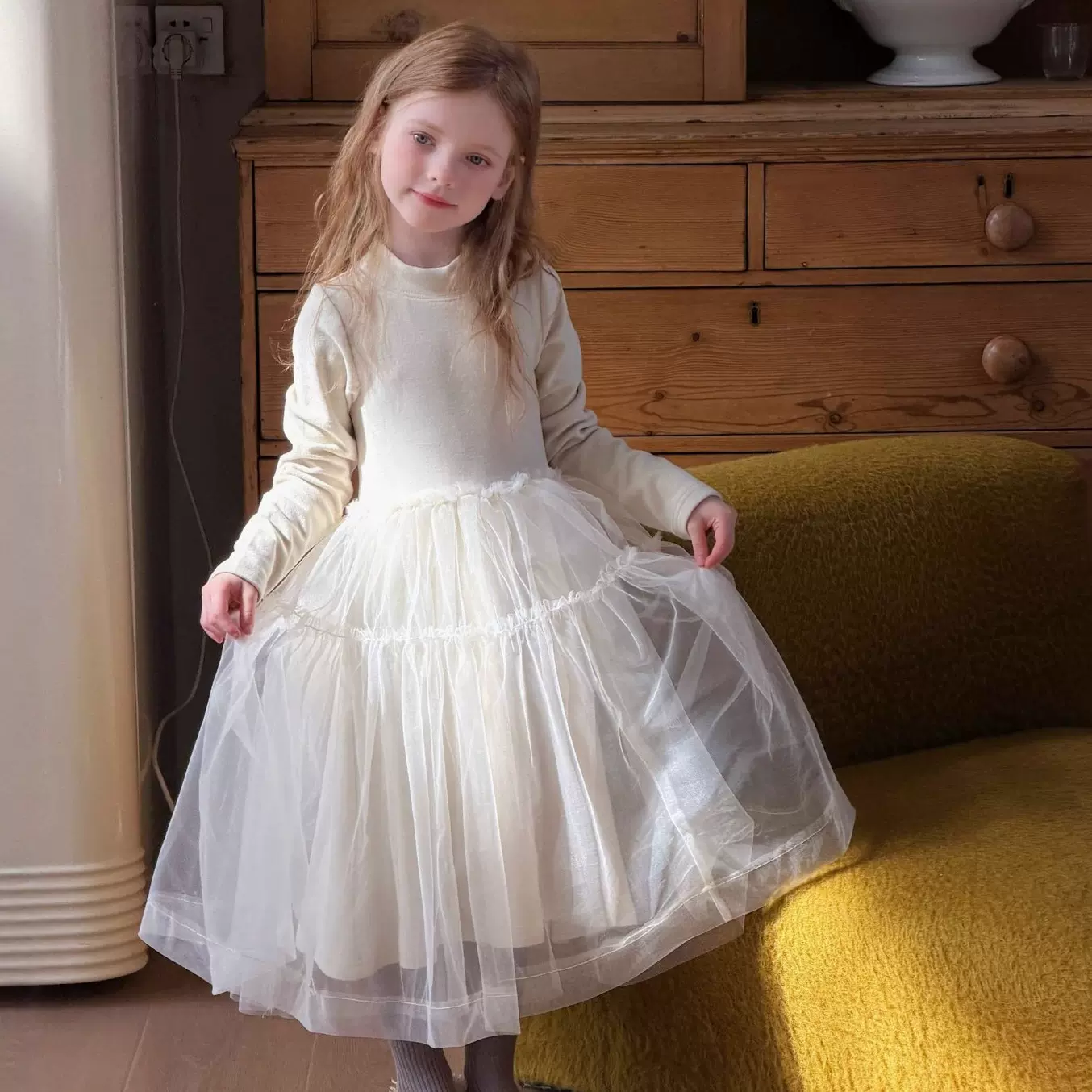 女童连衣裙2025秋冬新款加厚磨毛公主纱裙中长款内搭外穿连衣裙