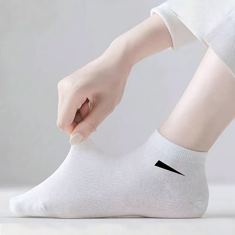 爆款褚暨袜子经典黑白灰短袜四季款勾勾袜棉袜男女运动袜潮袜百搭|undefined
