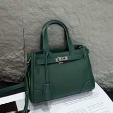 togo�^��ţƤŮ���|����μ���ɫ�r�г�������W���K��������i��