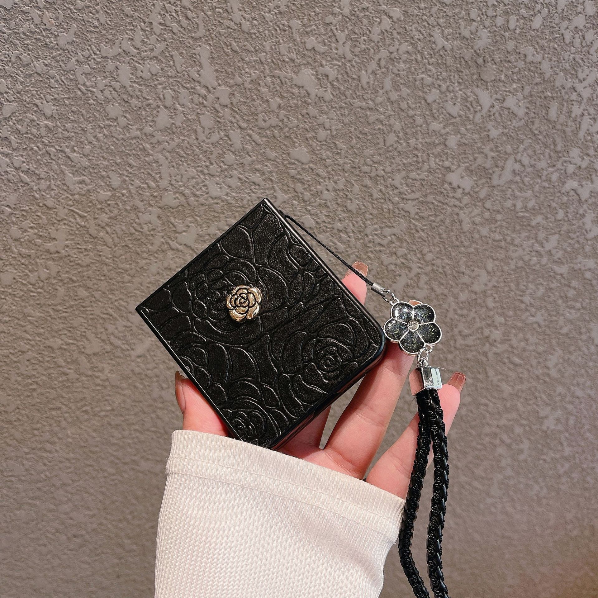 High-Grade Three-dimensional flower for Samsung Galaxy Z Flip3/4 fold folding screen phone case ZFlip5 Japan and South Korea_voghion.com