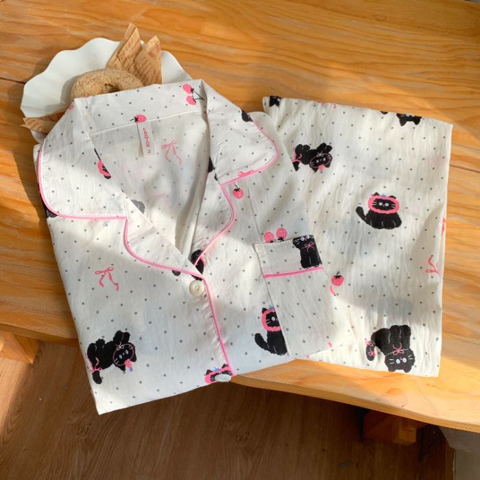 Nuevo conjunto de pijamas de algodón nublado transfronterizo de manga larga delgada primavera y otoño de mujeres lindos pantalones de dibujos animados dulces ropa para el hogar