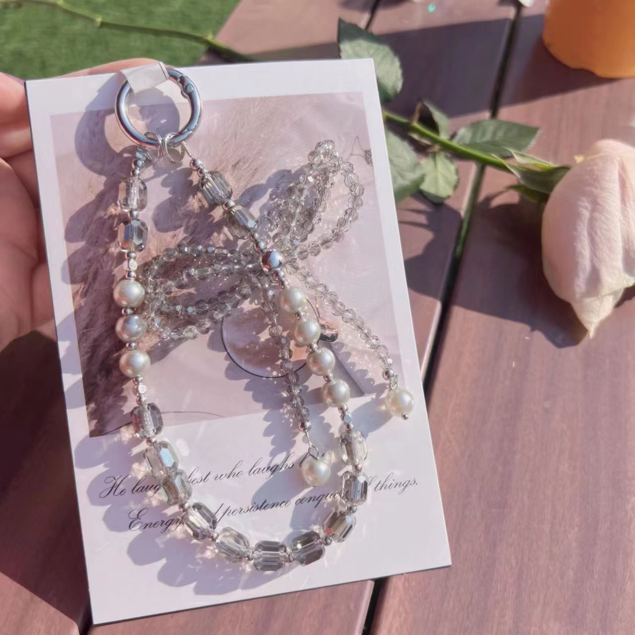 Lazo de perlas de lujo cadena de teléfono móvil cordón de teléfono móvil de alta gama cristal tridimensional corto exquisito cordón de muñeca ins