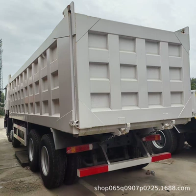 Yük maşınları Four Rear Eight Dump Truck