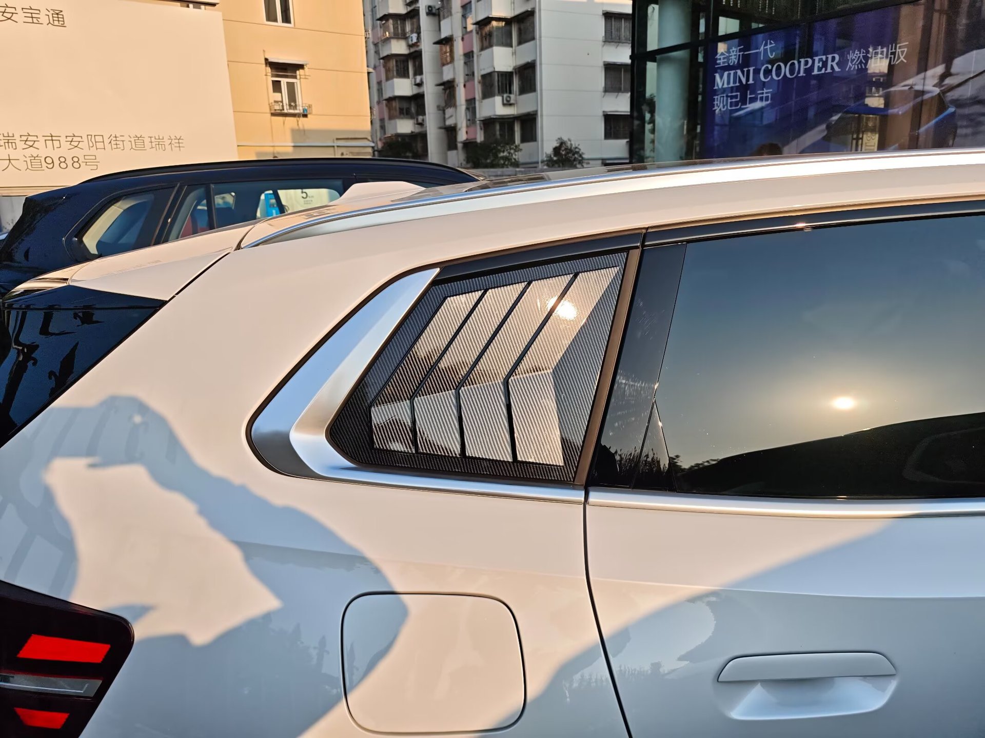 Suitable for 25 Bmw X3 Reversing Mirrors, Fuel Tank Caps, Handles, Door Bowls, Rain Eyebrows, Wind Knives, Grids, Bright Black