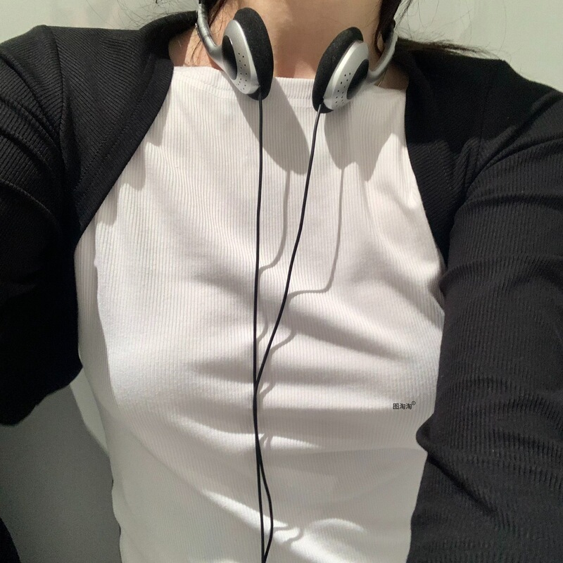 Y2K辣妹日式银色有线耳机拍照道具装饰小巧挂脖头戴式旅游穿搭|undefined