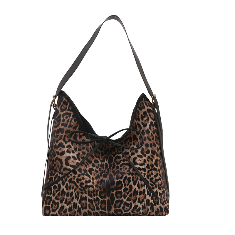 Bolsa de leopardo retro de hombro para mujeres 2025 nueva moda para estudiantes universitarios clase de viaje perezoso viento de gran capacidad bolsa de mano