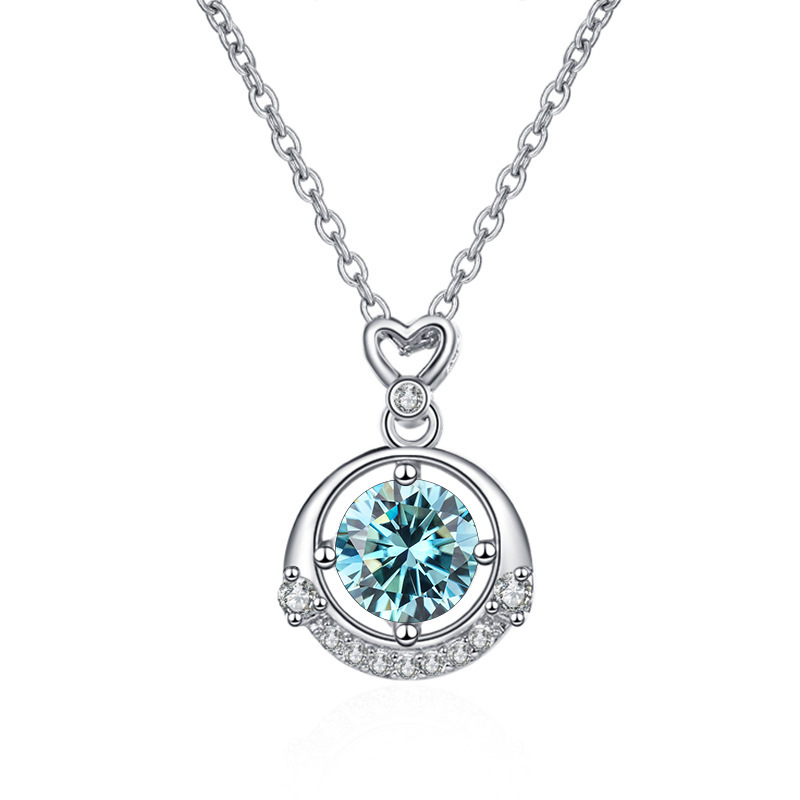 Classic small heart four-claw moissanite crown necklace with cross-border color, female pendant clavicle chain6