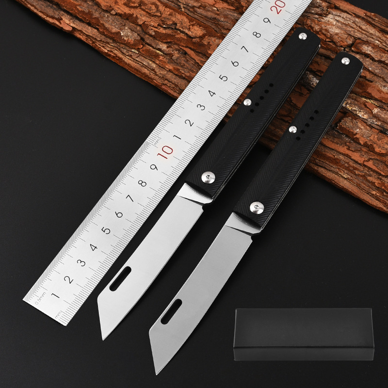 厂家批发D2无锁折刀 户外防身折叠刀 野外随身携带求生刀野营工具