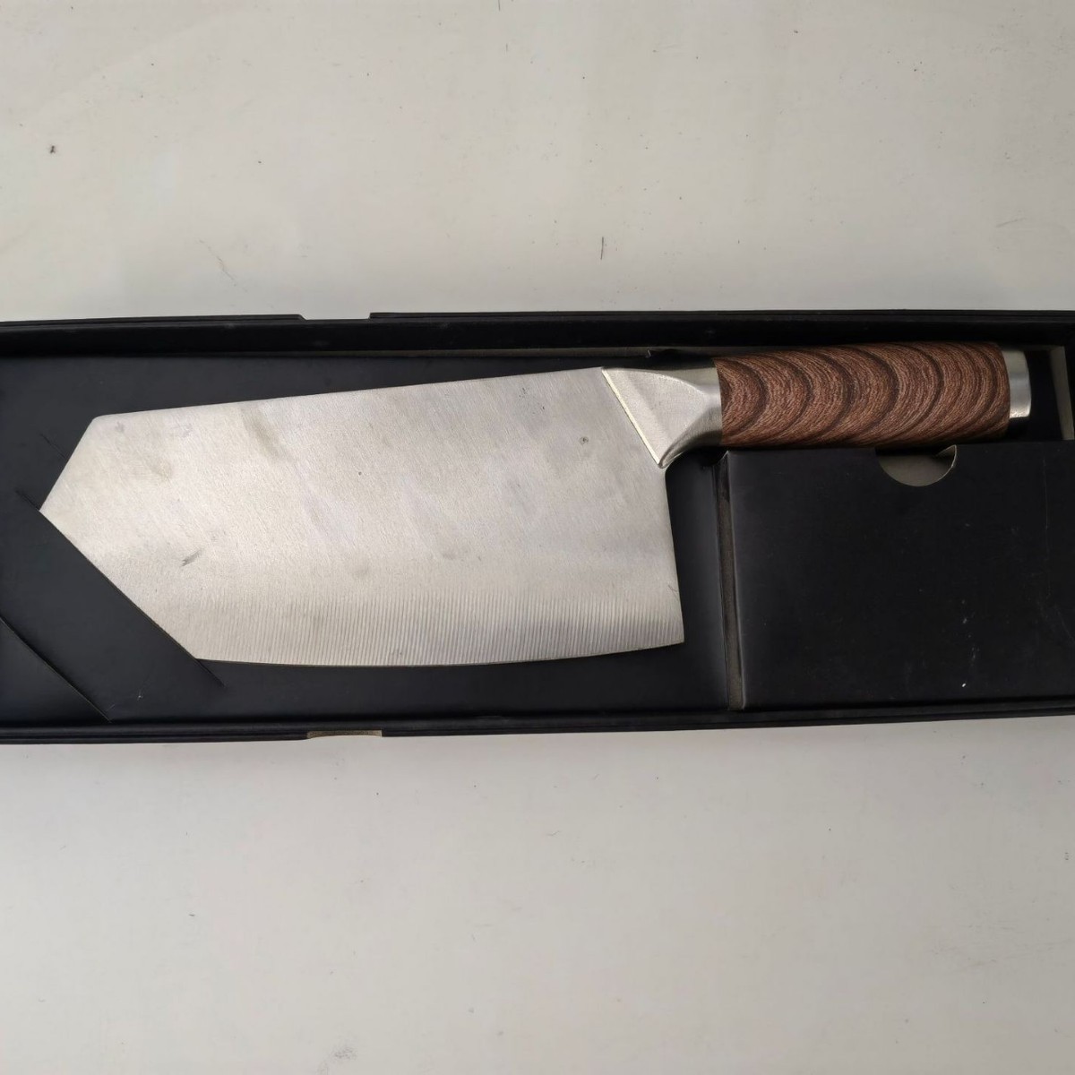 Negro hecho a mano en caja cuchillo rebanador de las mujeres