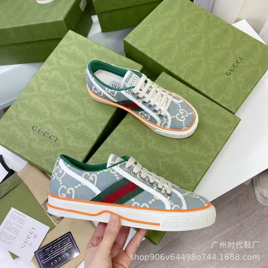 G1977 zapatos de lona de presbiterio para mujer 2023 primavera estilo fino bordado retro pareja zapatos deportivos casuales planos de todo fósforo