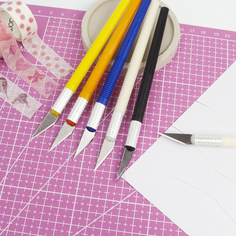 Цвет держателя инструмента можно настроить для больших объемов, а модель лезвия можно настроить. Свяжитесь со службой поддержки клиентов для получения подробной информации.