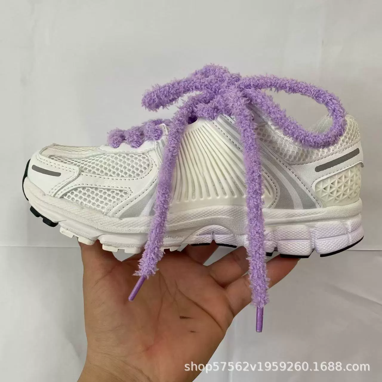 Летняя универсальная износостойкая спортивная обувь Vomero5 Moro для мужчин и женщин, дышащие шнурки, повседневные кроссовки в стиле ретро.