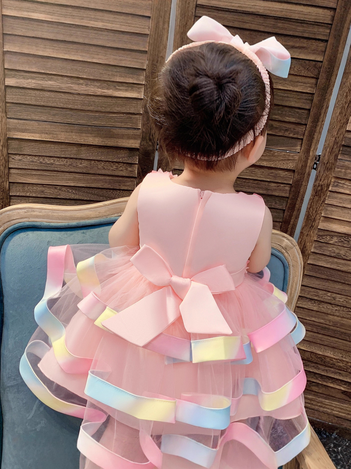 Vestido para niñas, vestido de bautizo para bebés de un año, vestido de princesa con flores tridimensionales de malla, vestido de cumpleaños con falda abullonada de colores.