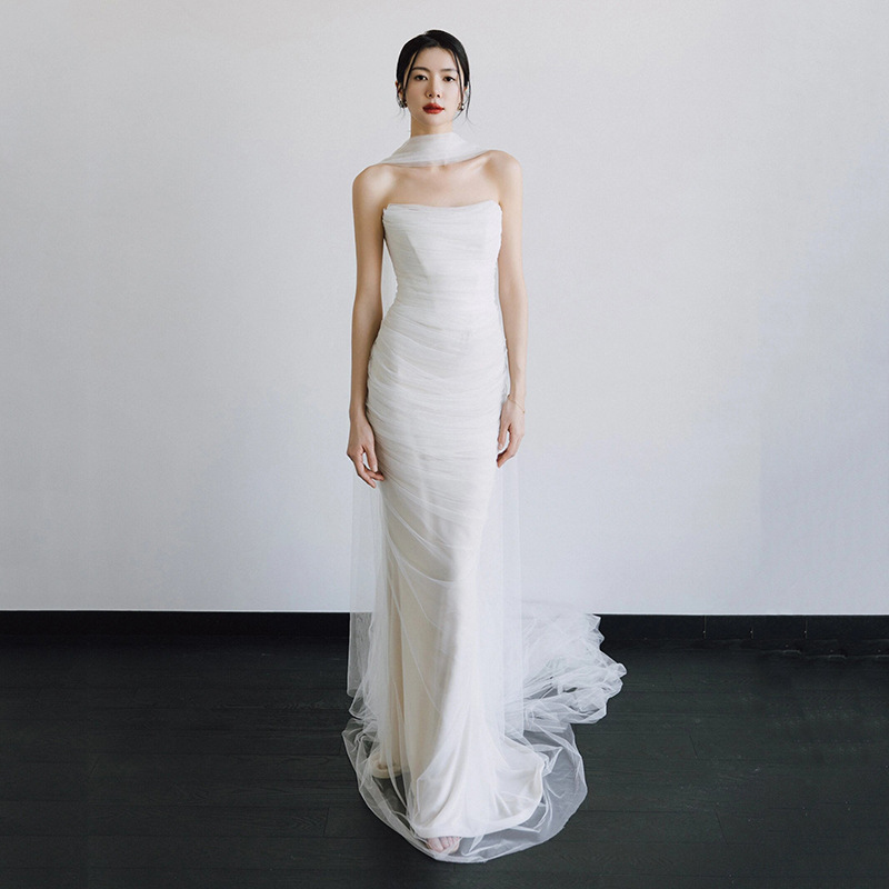 French Tube Top Light Wedding Dress, High-End Simple Satin Elegant Bride Welcome Outing Gauze White Fishtail Dress