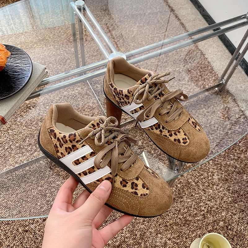 2025秋季新款复古豹纹红色德训鞋女软底轻便慢跑休闲运动鞋批发