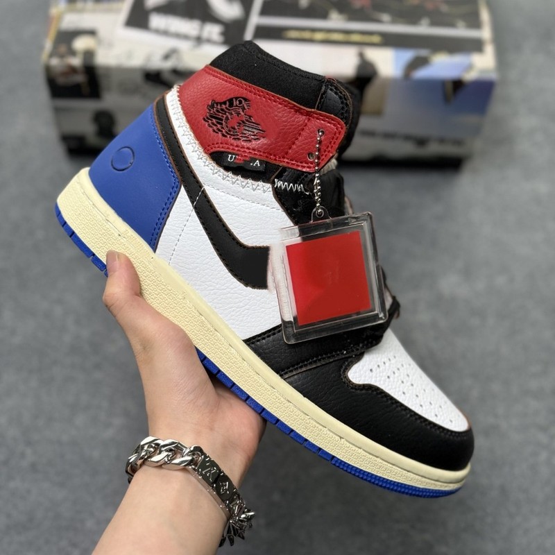 Cross-Border Putian Shoes Summer Aj1 High-Top Un Collaboration Cushioning Lightweight Unisex Sports Basketball Running Shoes Cross-Border Putian Shoes Summer Aj1 High-Top Un Collaboration Cushioning Lightweight Unisex Sports Basketball Running Shoes