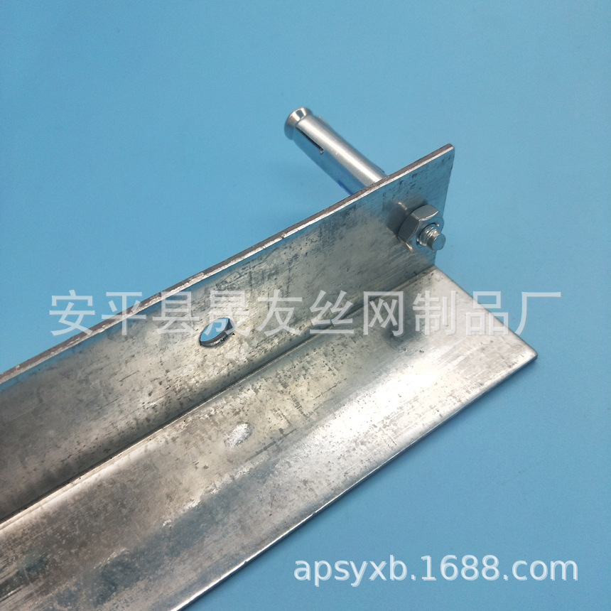 供应外墙保温角钢托架规格，外墙保温托架施工标准 岩棉托架